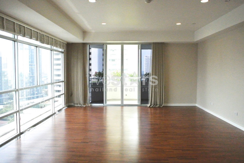 Condo spacieux de 3 chambres à louer sur Ekamai, photo 5