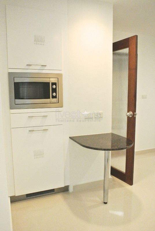 Condo spacieux de 3 chambres à louer sur Ekamai, photo 19