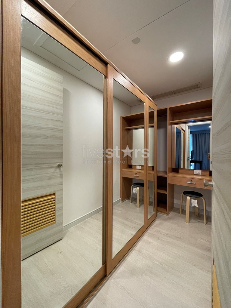 Condo de 3 chambres à louer près de la station BTS Ekkamai & Thong Lo, photo 6