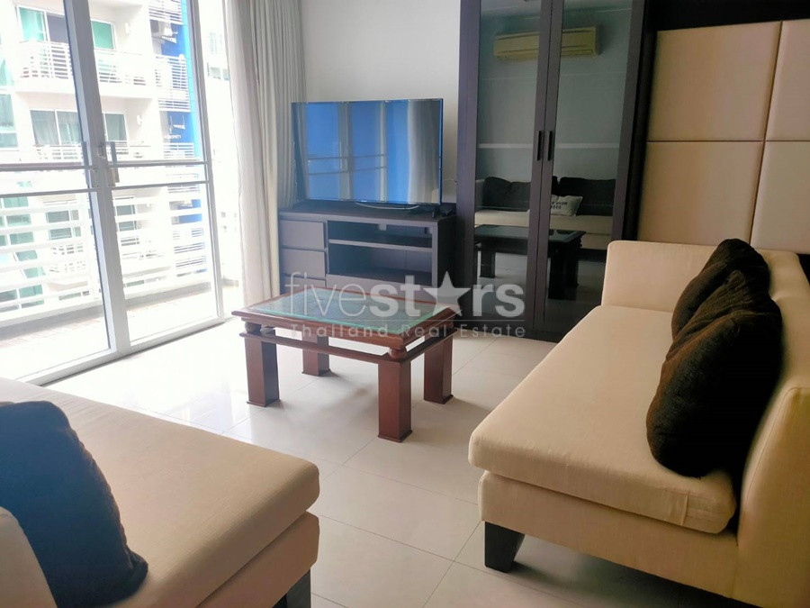 2 bedrooms condo for rent near BTS Ekkamai, photo 2