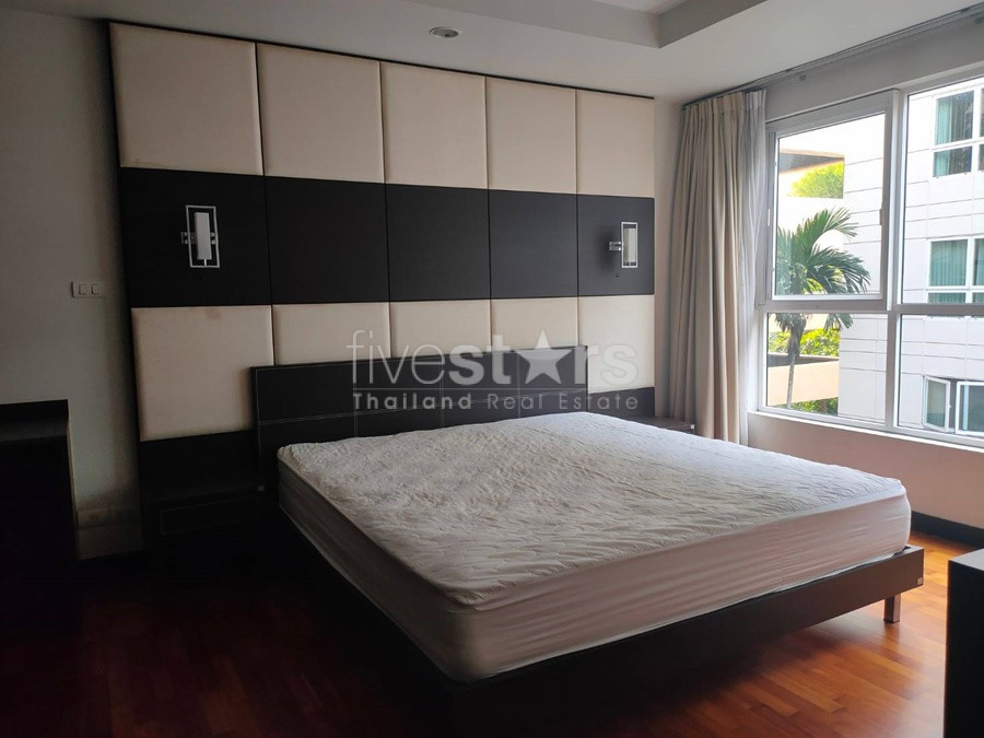 2 bedrooms condo for rent near BTS Ekkamai, photo 12