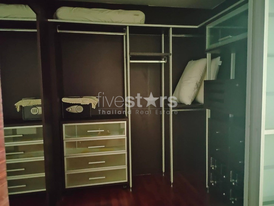 2 bedrooms condo for rent near BTS Ekkamai, photo 13