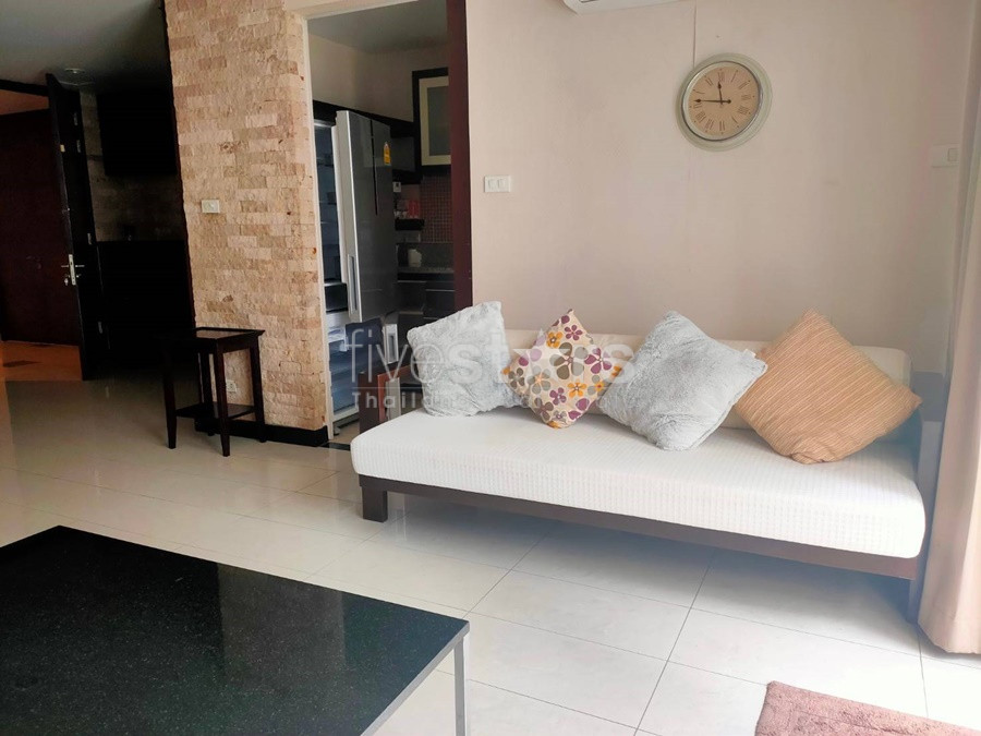 2 bedrooms low rise condo for rent in Ekkamai area, photo 2