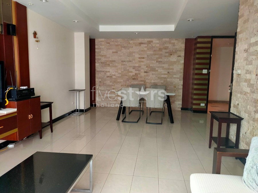 2 bedrooms low rise condo for rent in Ekkamai area, photo 3