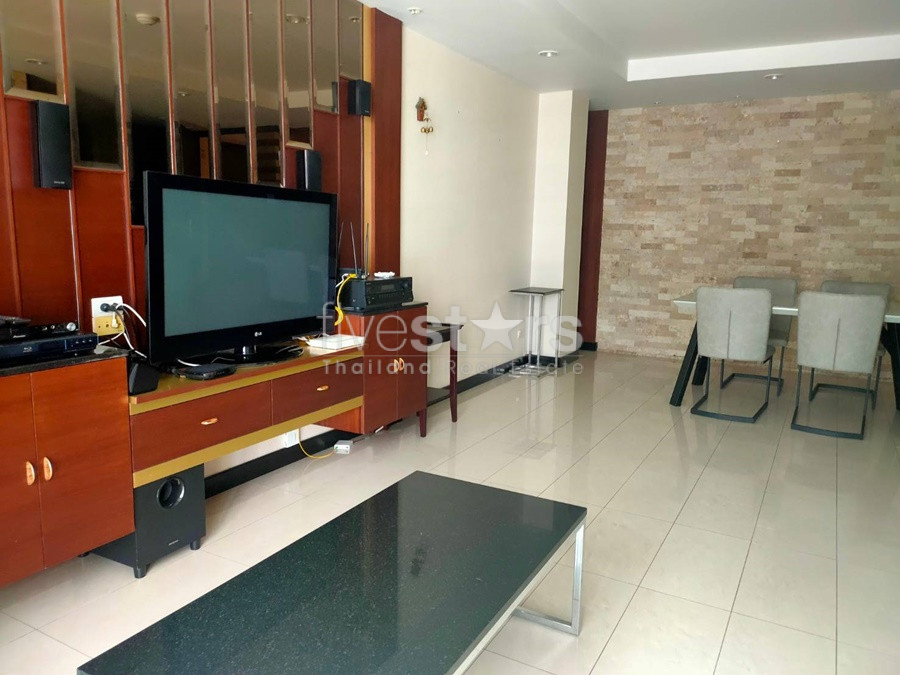 2 bedrooms low rise condo for rent in Ekkamai area, photo 4