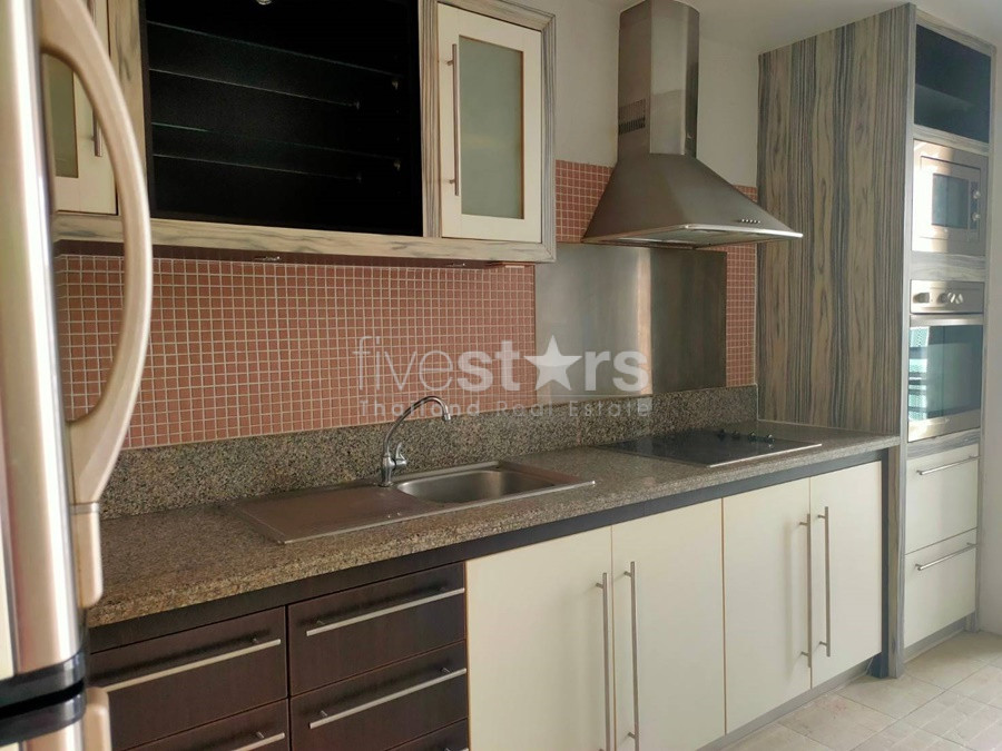 2 bedrooms low rise condo for rent near BTS Ekkamai, photo 4