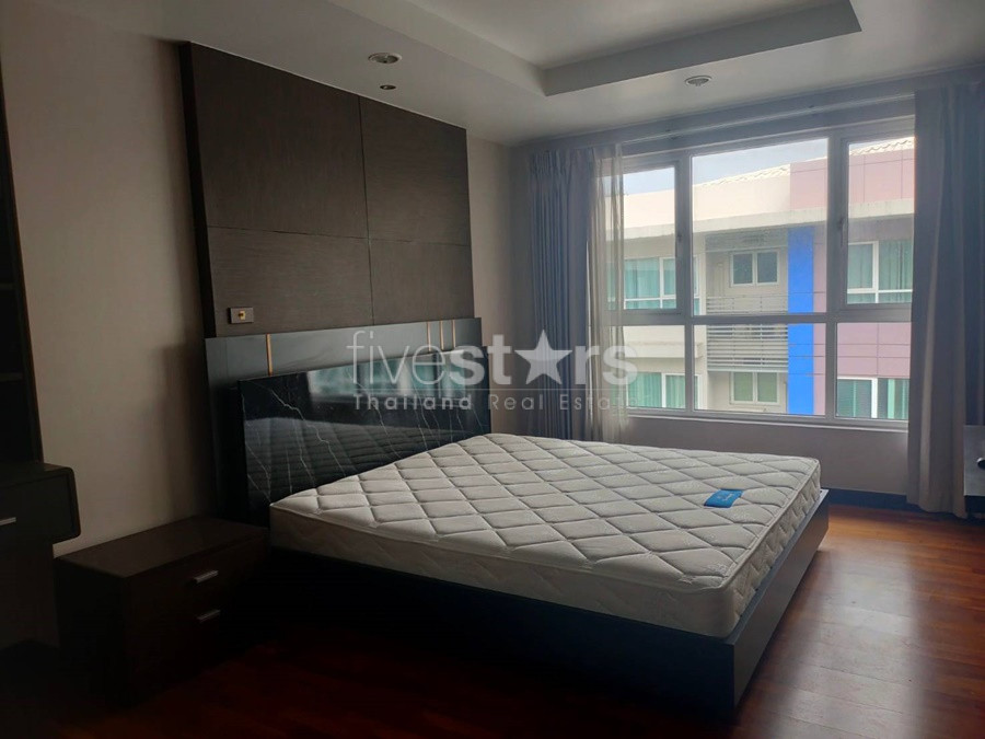 2 bedrooms low rise condo for rent near BTS Ekkamai, photo 6