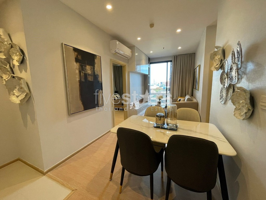 Appartement de 2 chambres moderne à vendre proche BTS Ekamai, photo 2