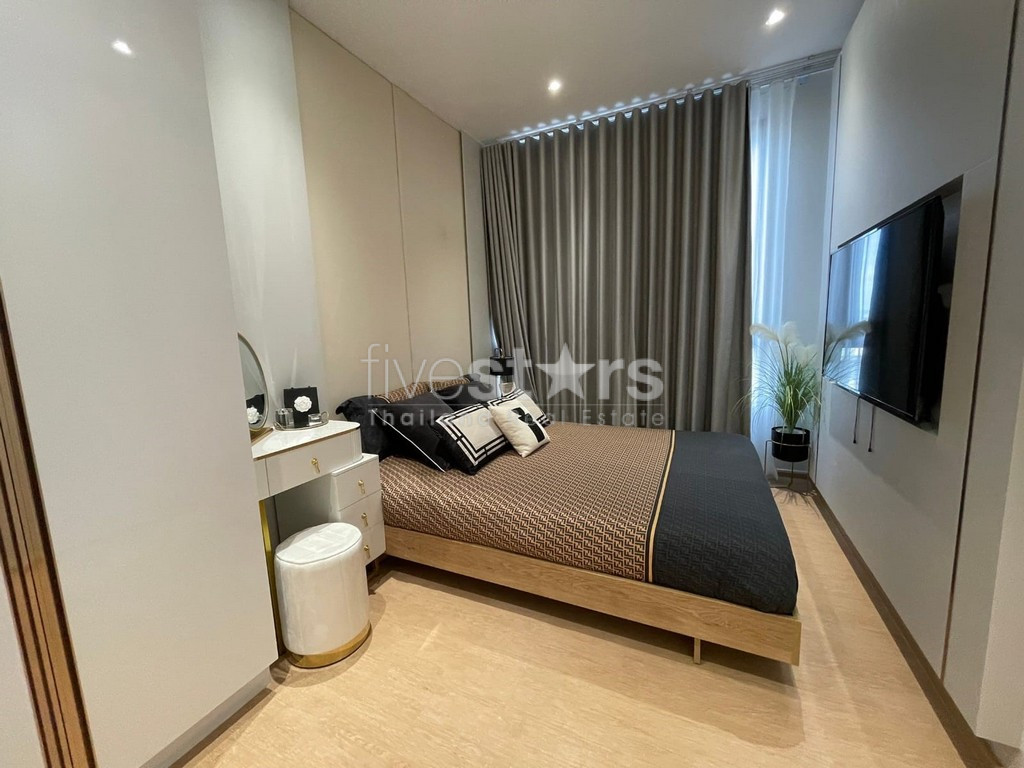 Appartement de 2 chambres moderne à vendre proche BTS Ekamai, photo 11