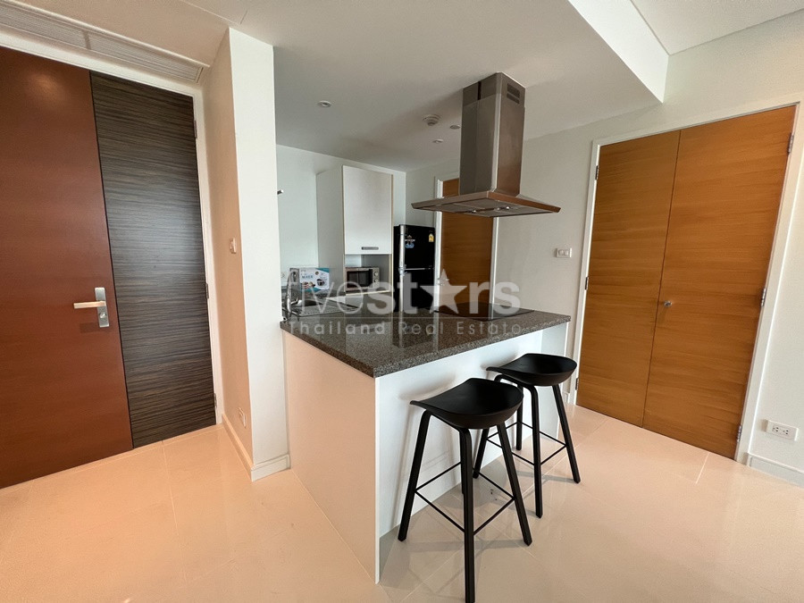 Modern 2 bedrooms pet friendly condo for rent near BTS Ekkamai, photo 6