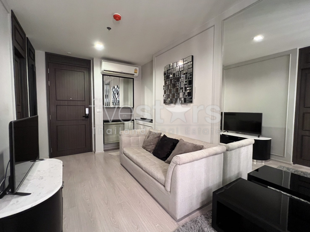 Condo 1 chambre à louer près de la station Phra Khanong BTS, photo 2