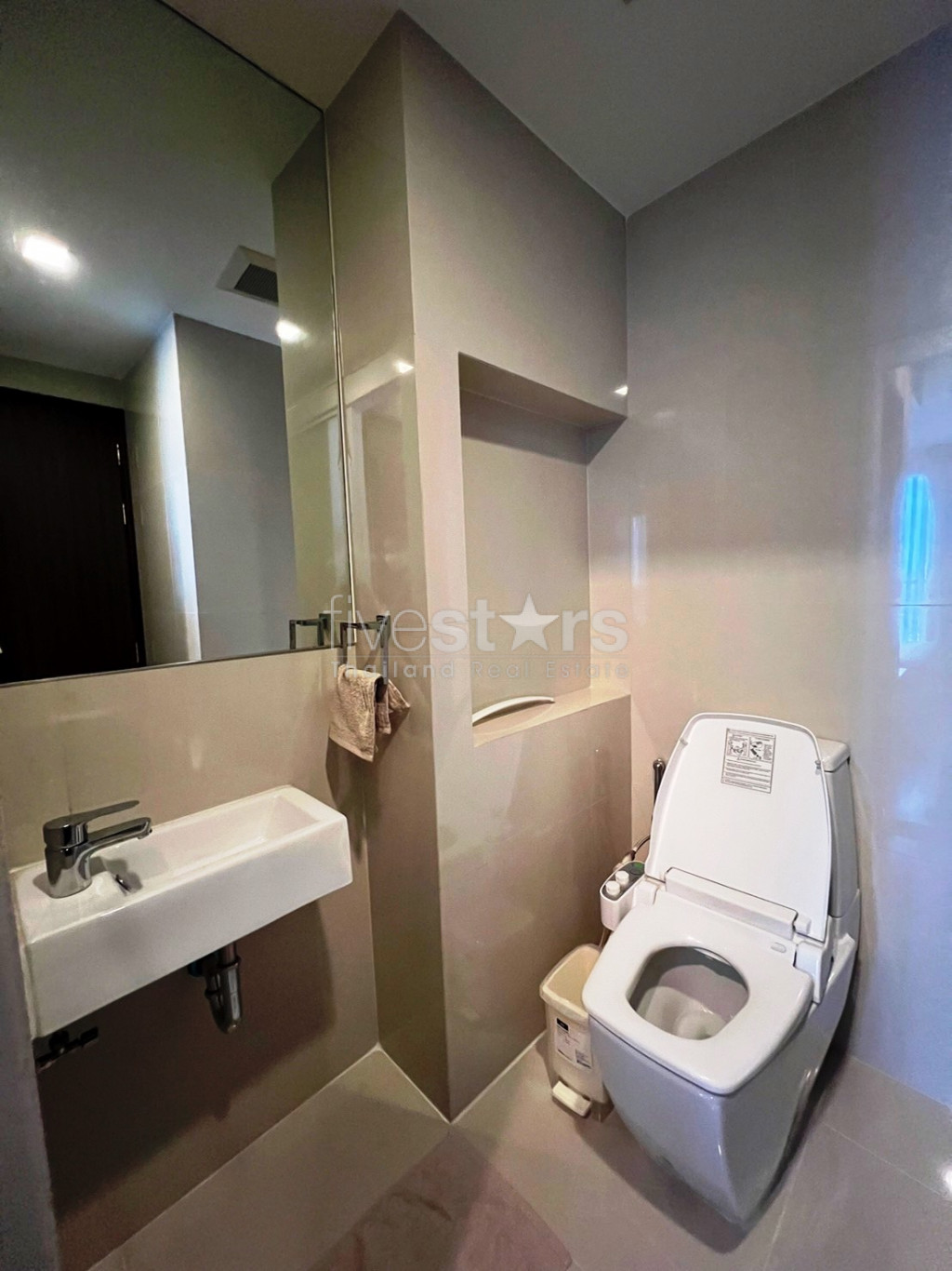 Condo 1 chambre à louer près de la station Phra Khanong BTS, photo 12