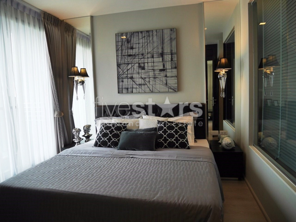 Condo 1 chambre à louer près de la station Phra Khanong BTS, photo 5
