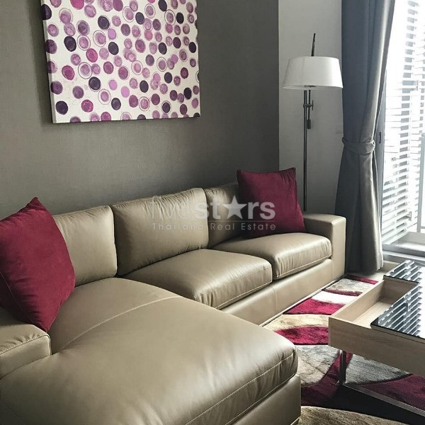 Condo duplex 1 chambre à vendre près de la station BTS Ekkamai