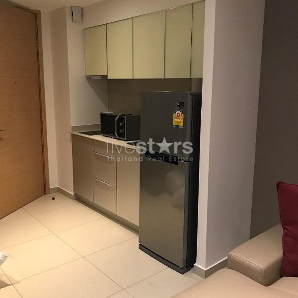 Condo duplex 1 chambre à vendre près de la station BTS Ekkamai, photo 6