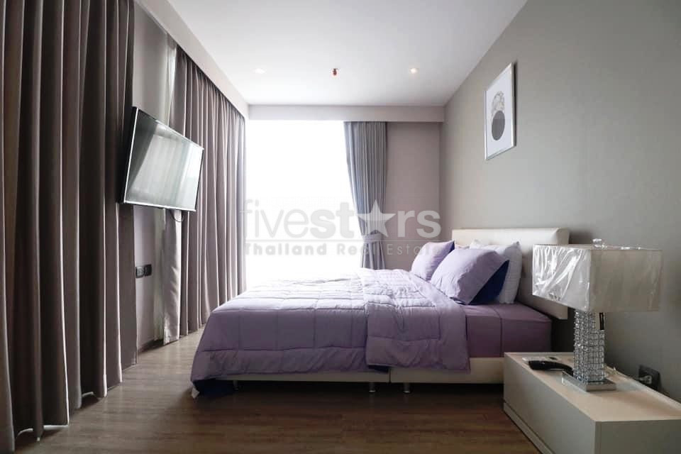 High floor unit 2 bedrooms condo for rent near BTS Ekamai, photo 5