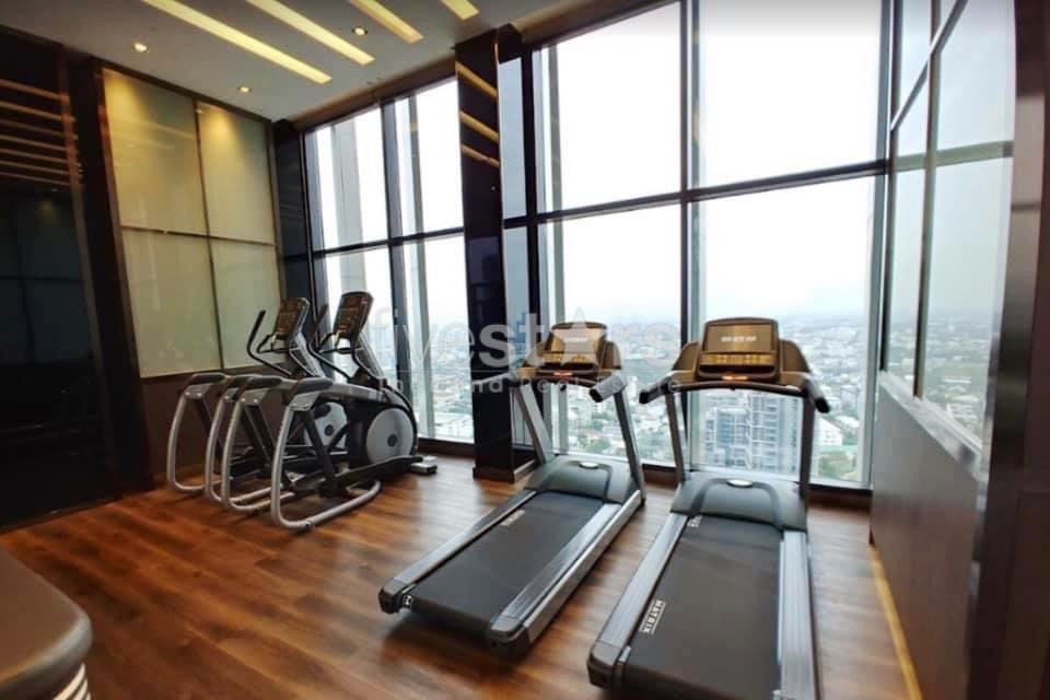 High floor unit 2 bedrooms condo for rent near BTS Ekamai, photo 12