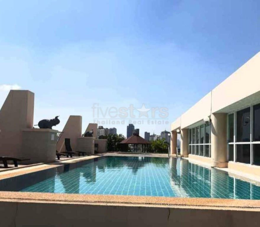 Condo 1 chambre entièrement rénové dans le quartier de Phra Khanong, photo 17