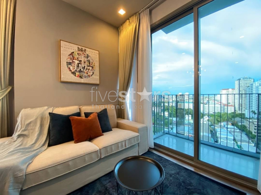 1-bedroom modern condo for sale in Ekamai, photo 3