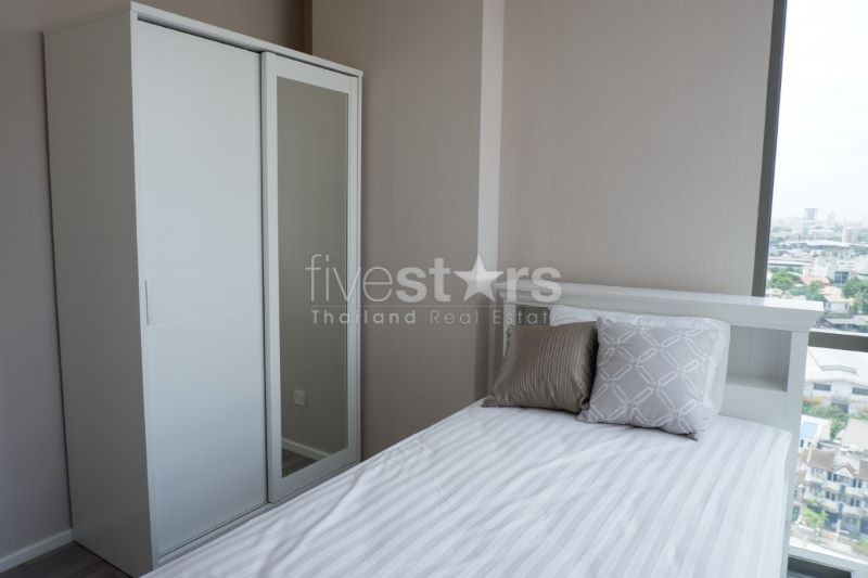 Moderne 2-Chambre à louer sur Prakhanong, photo 3
