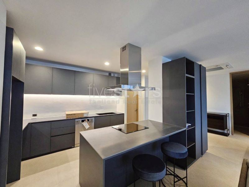 Appartement 2 chambres moderne et rénové à louer à Ekkamai, photo 10