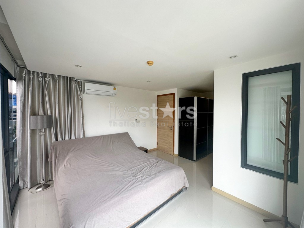 Appartement moderne de 2 chambres avec un emplacement de premier ordre à Ekamai, photo 13