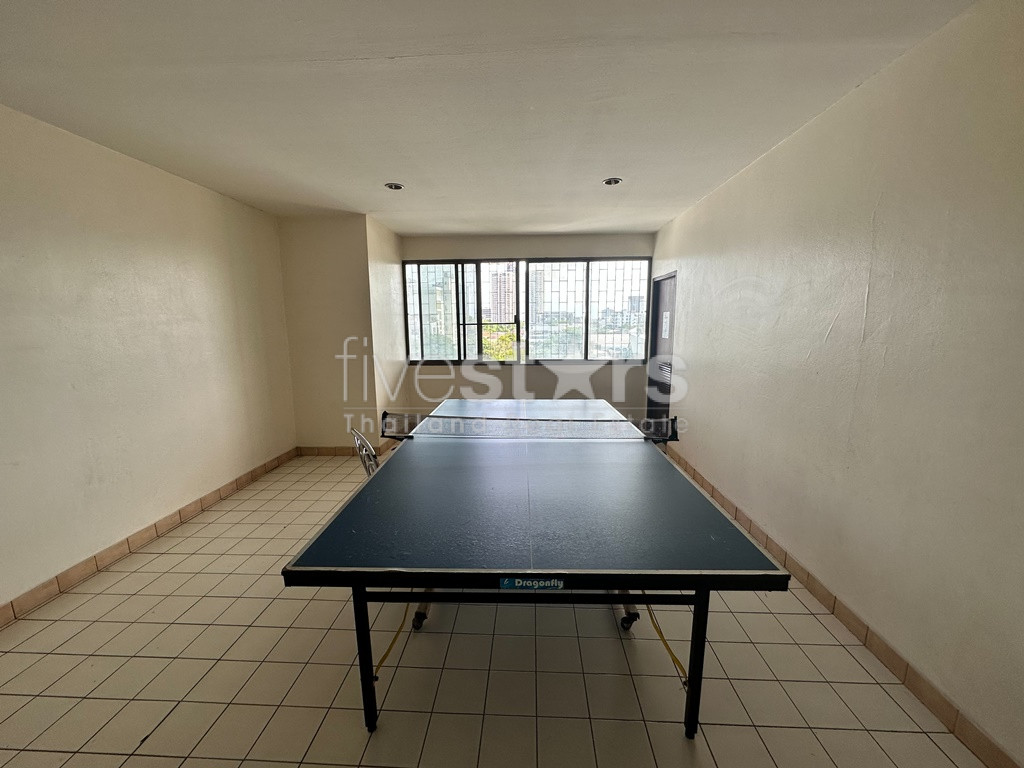 Grande unité de 3 chambres à coucher et condo récemment rénové à vendre sur Ekamai, photo 22