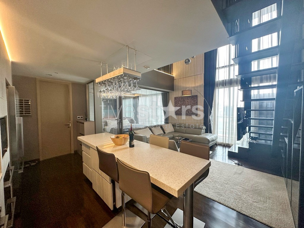 Appartement en duplex de 2 chambres à vendre à Ekamai, photo 2