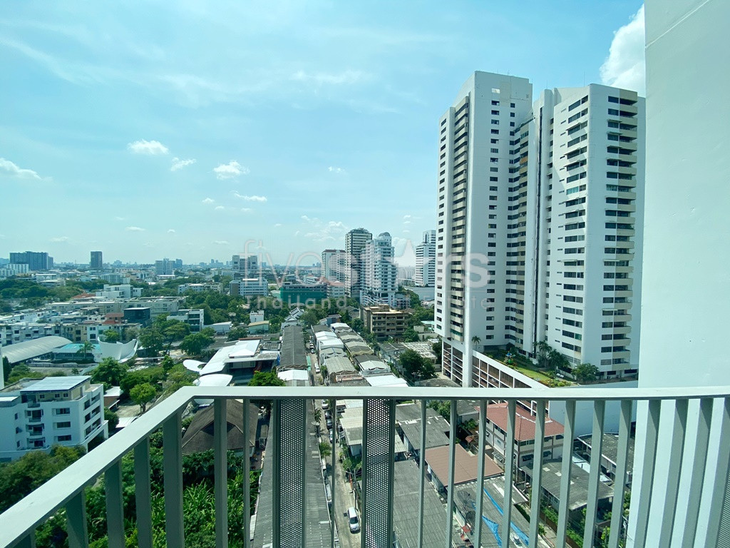 1-bedroom condo for rent on Ekamai to Thonglor, photo 2
