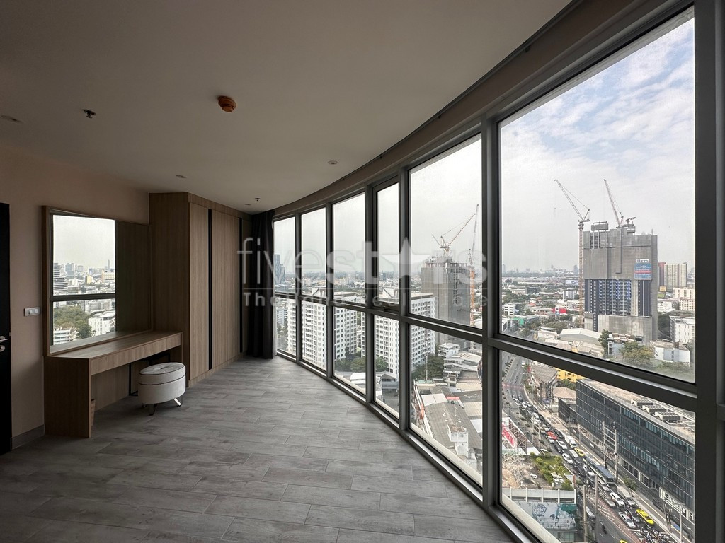 Appartement d'une chambre haut en étage à vendre proche BTS Pra Khanong, photo 9