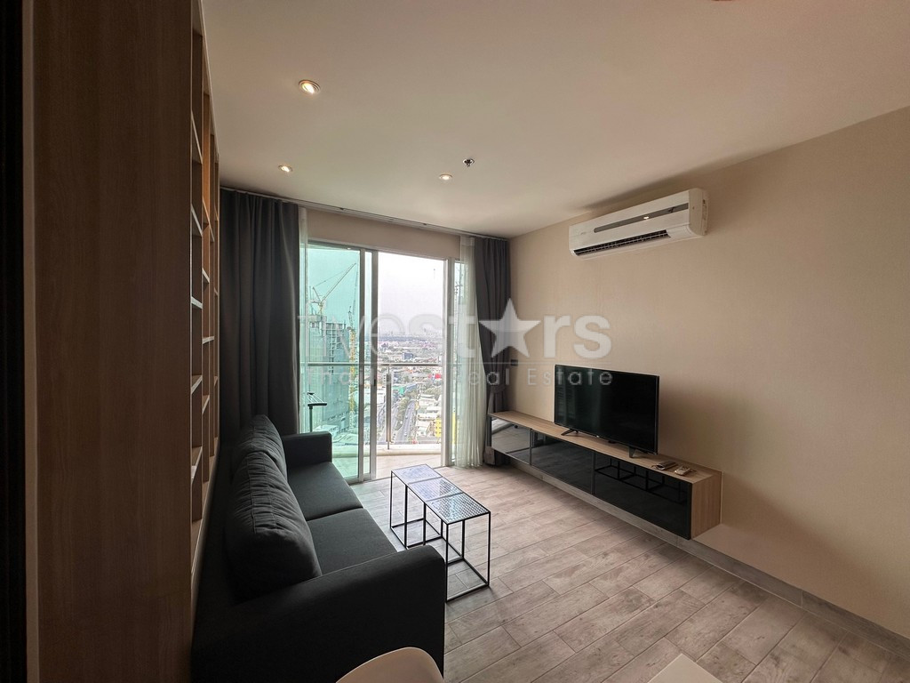 Appartement d'une chambre haut en étage à vendre proche BTS Pra Khanong, photo 3