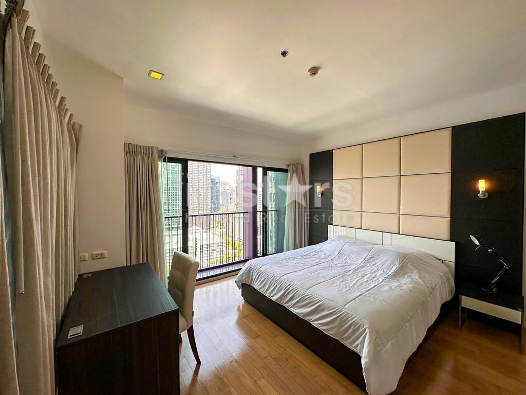 2-bedroom spacious condo for sale close to BTS Ekamai, photo 10