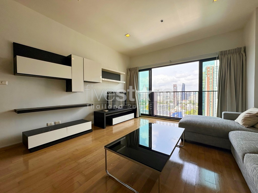 2-bedroom spacious condo for sale close to BTS Ekamai, photo 7