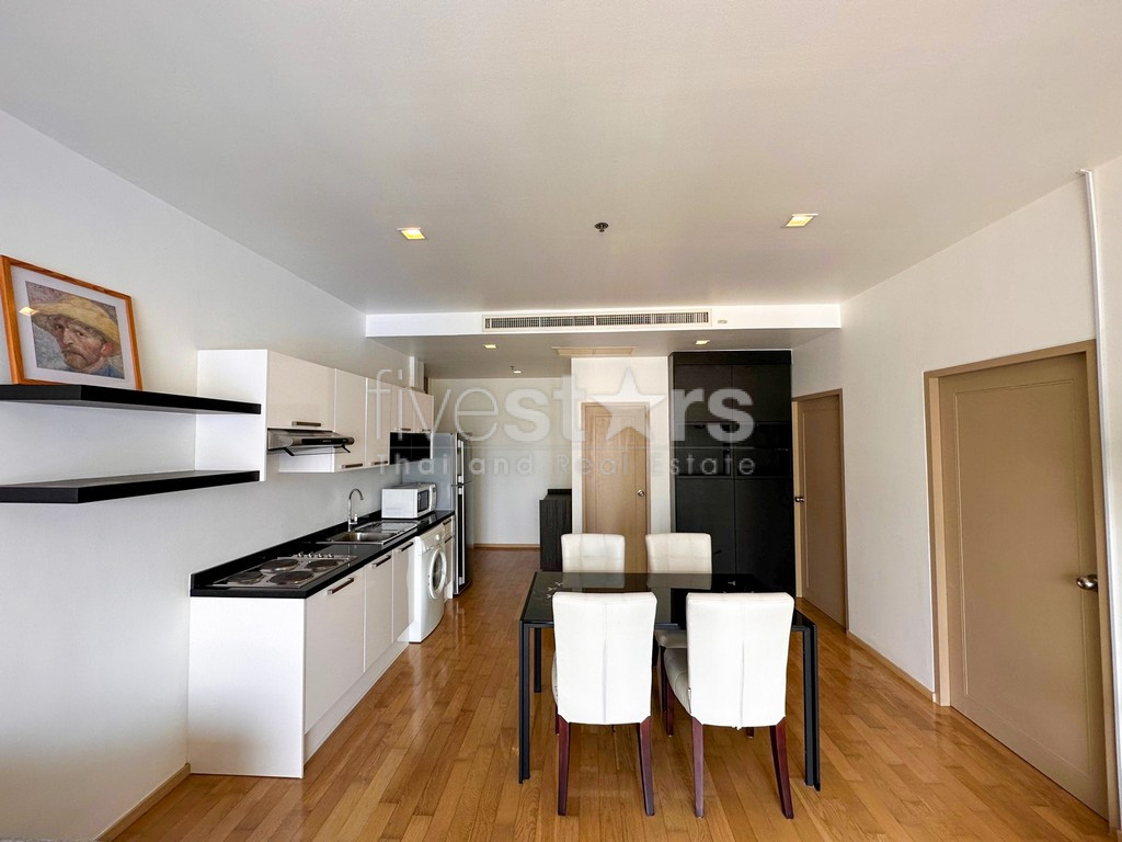 2-bedroom spacious condo for sale close to BTS Ekamai, photo 4