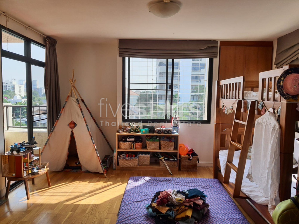 Condo 3 chambres à louer à Ekamai, photo 10