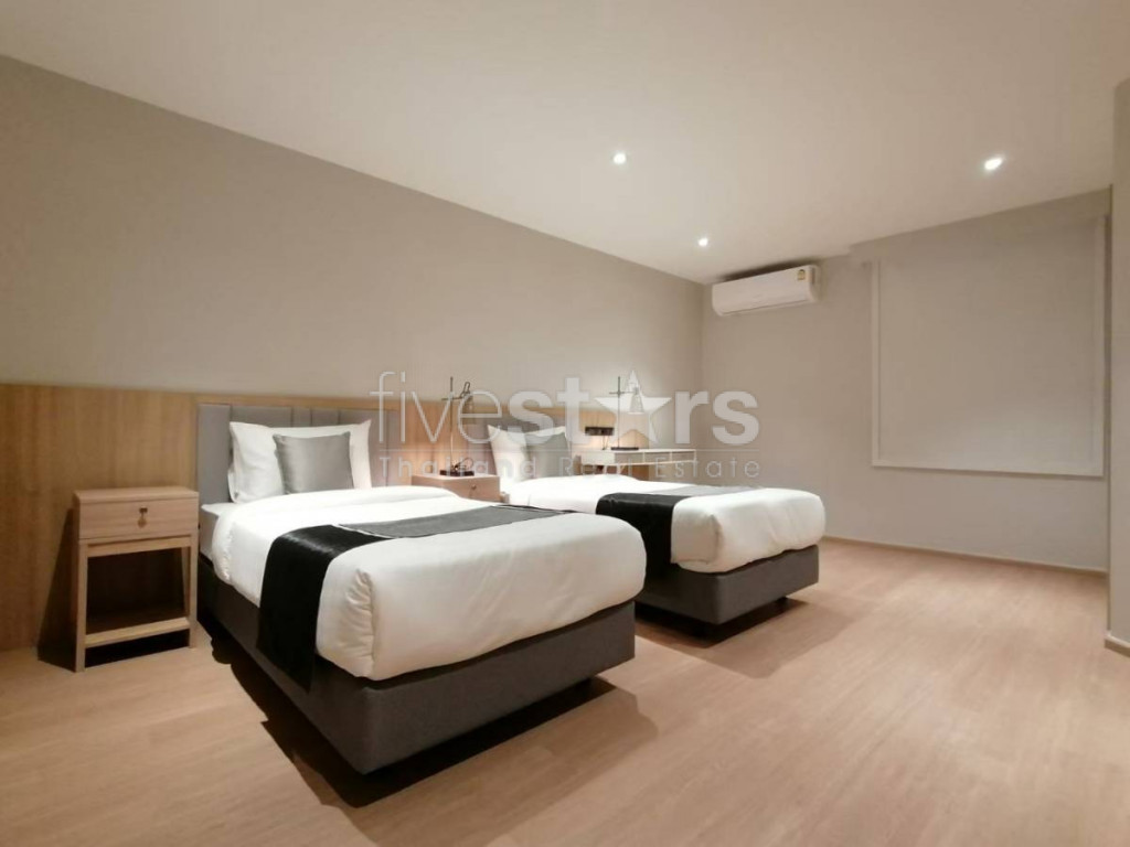 Grande unité de 3 chambres à louer à Ekkamai, photo 5