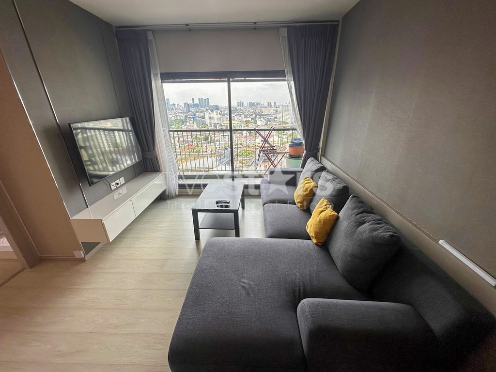 Appartement de 2 chambres haut en étage à vendre proche BTS Pra Khanong, photo 3