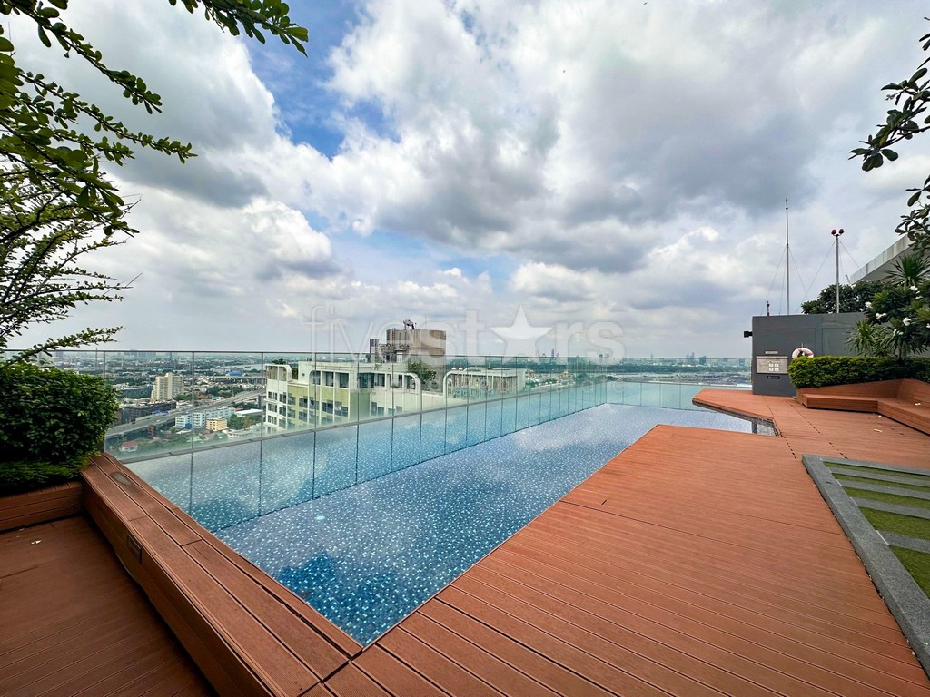 Appartement de 2 chambres haut en étage à vendre proche BTS Pra Khanong, photo 18