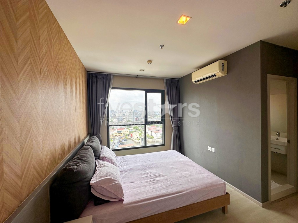 Appartement de 2 chambres haut en étage à vendre proche BTS Pra Khanong, photo 9