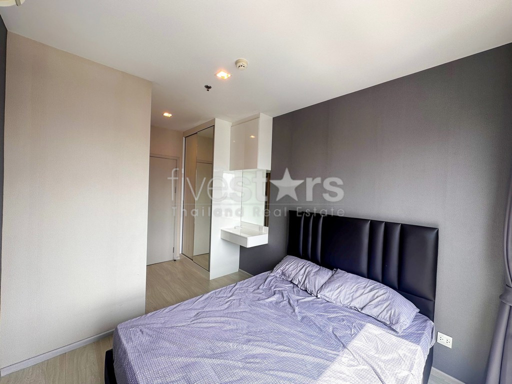 Appartement de 2 chambres haut en étage à vendre proche BTS Pra Khanong, photo 14