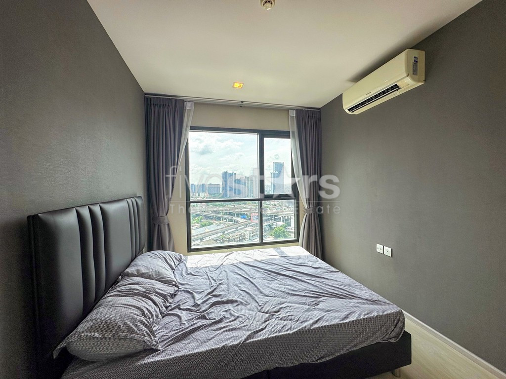Appartement de 2 chambres haut en étage à vendre proche BTS Pra Khanong, photo 13