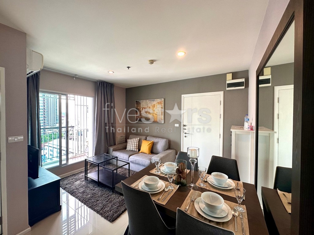 Appartement de 2 chambres à vendre proche BTS Pra Khanong, photo 2