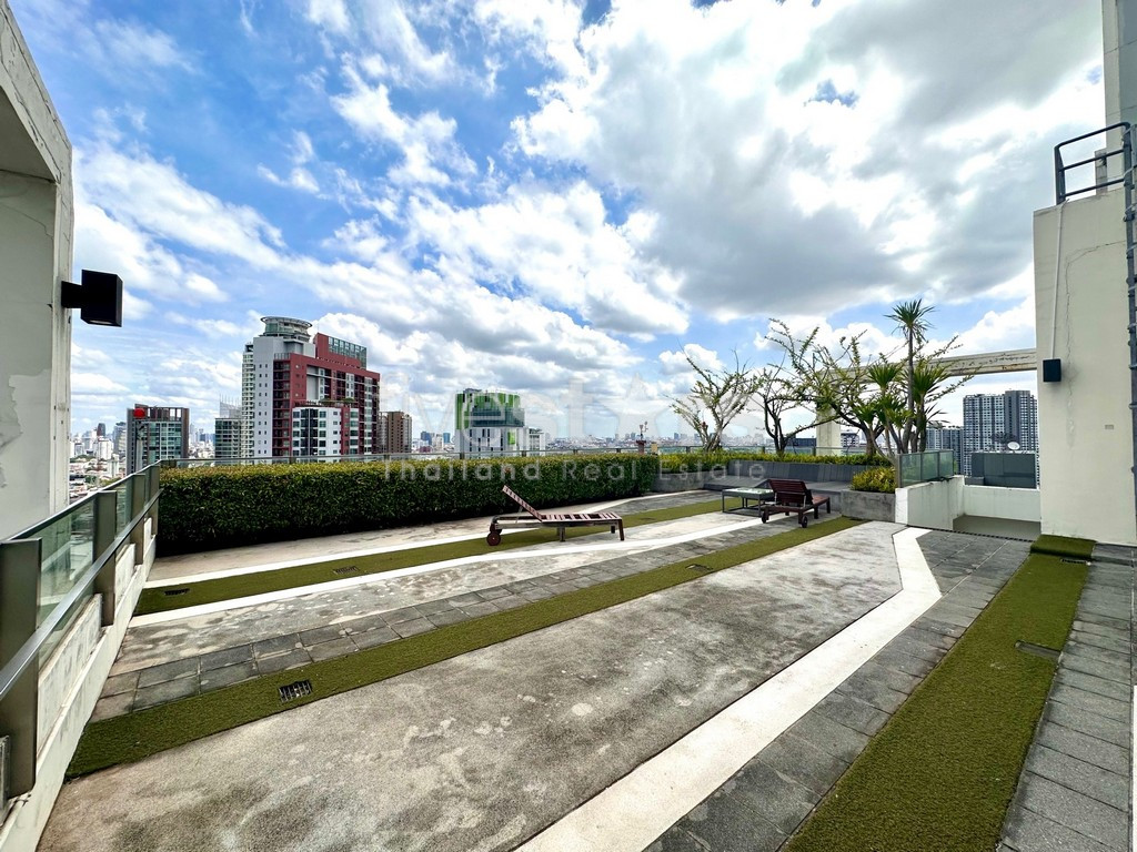 Appartement de 2 chambres à vendre proche BTS Pra Khanong, photo 18