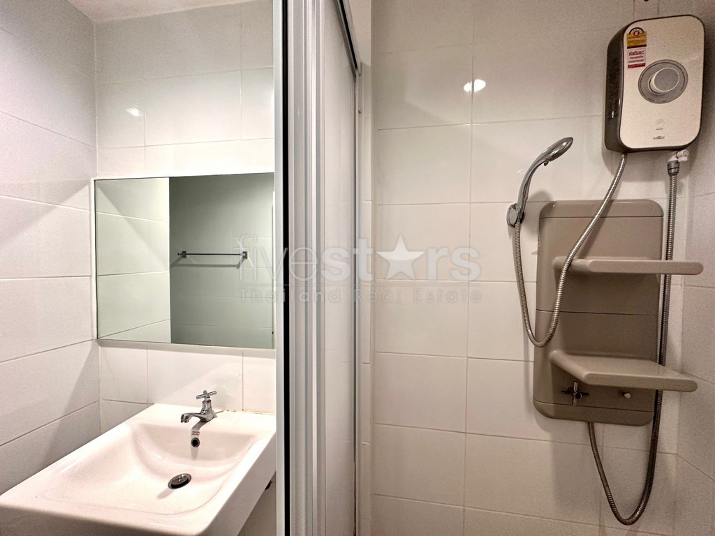 Appartement de 2 chambres à vendre proche BTS Pra Khanong, photo 15