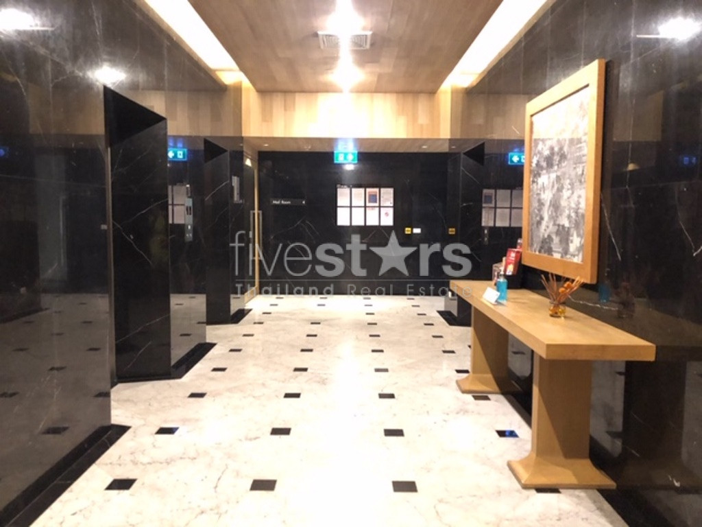 Condo 1 chambre à vendre près du BTS Ekamai, photo 9
