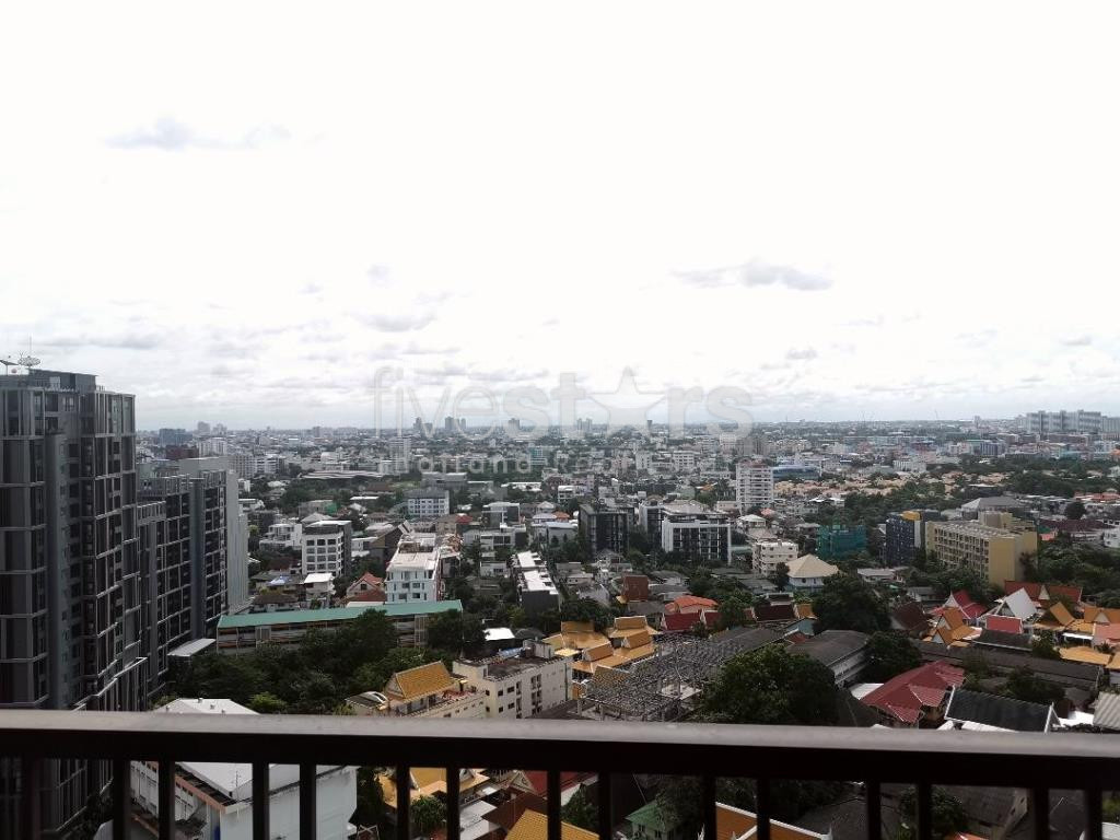 Condo 1 chambre à vendre près du BTS Ekamai, photo 10