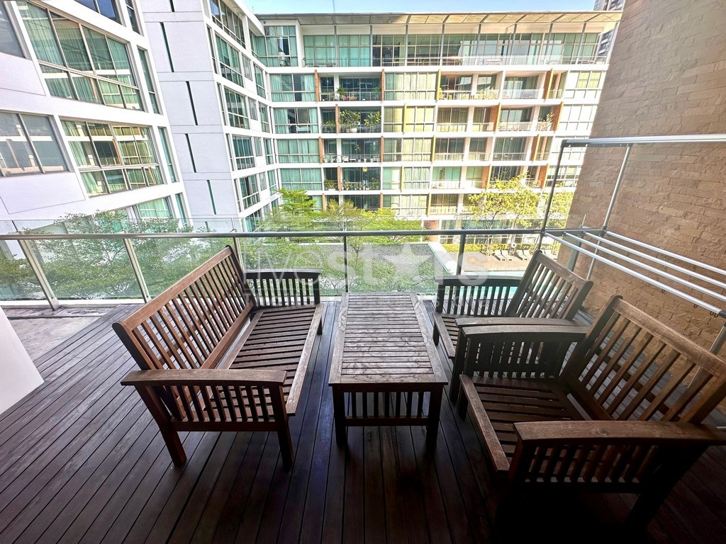 3-bedroom spacious condo for sale close to BTS Pra Khanong, photo 2