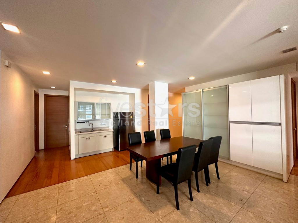 3-bedroom spacious condo for sale close to BTS Pra Khanong, photo 5