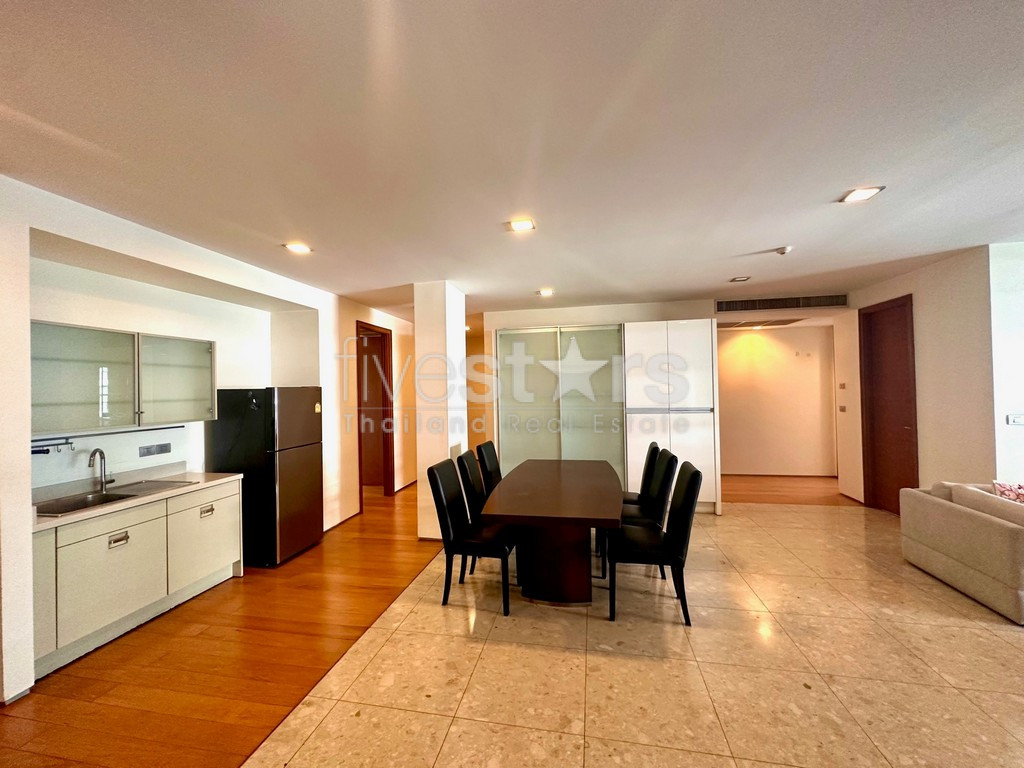 3-bedroom spacious condo for sale close to BTS Pra Khanong, photo 6