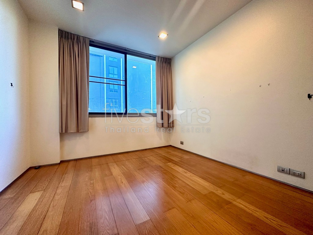 3-bedroom spacious condo for sale close to BTS Pra Khanong, photo 16